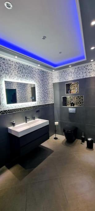 Апартаменты Luxus Loft Whirlpool Designer Kueche Bad Хердеке Экстерьер фото